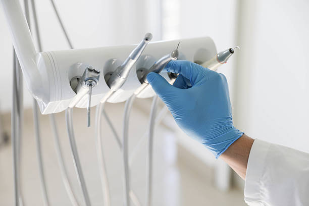 Professional Emergency Dentist technician working in Onancock, VA
